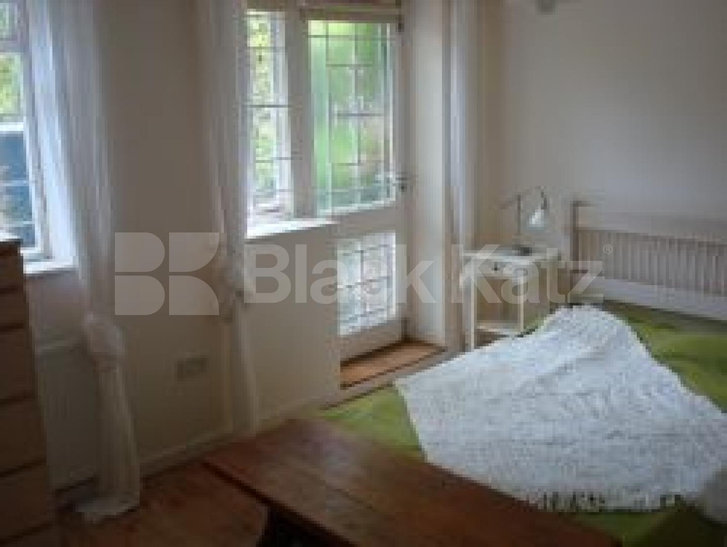 			New Instruciton, 1 Bedroom, 1 bath, 1 reception Flat			 Ellington Street, BARNSBURY
